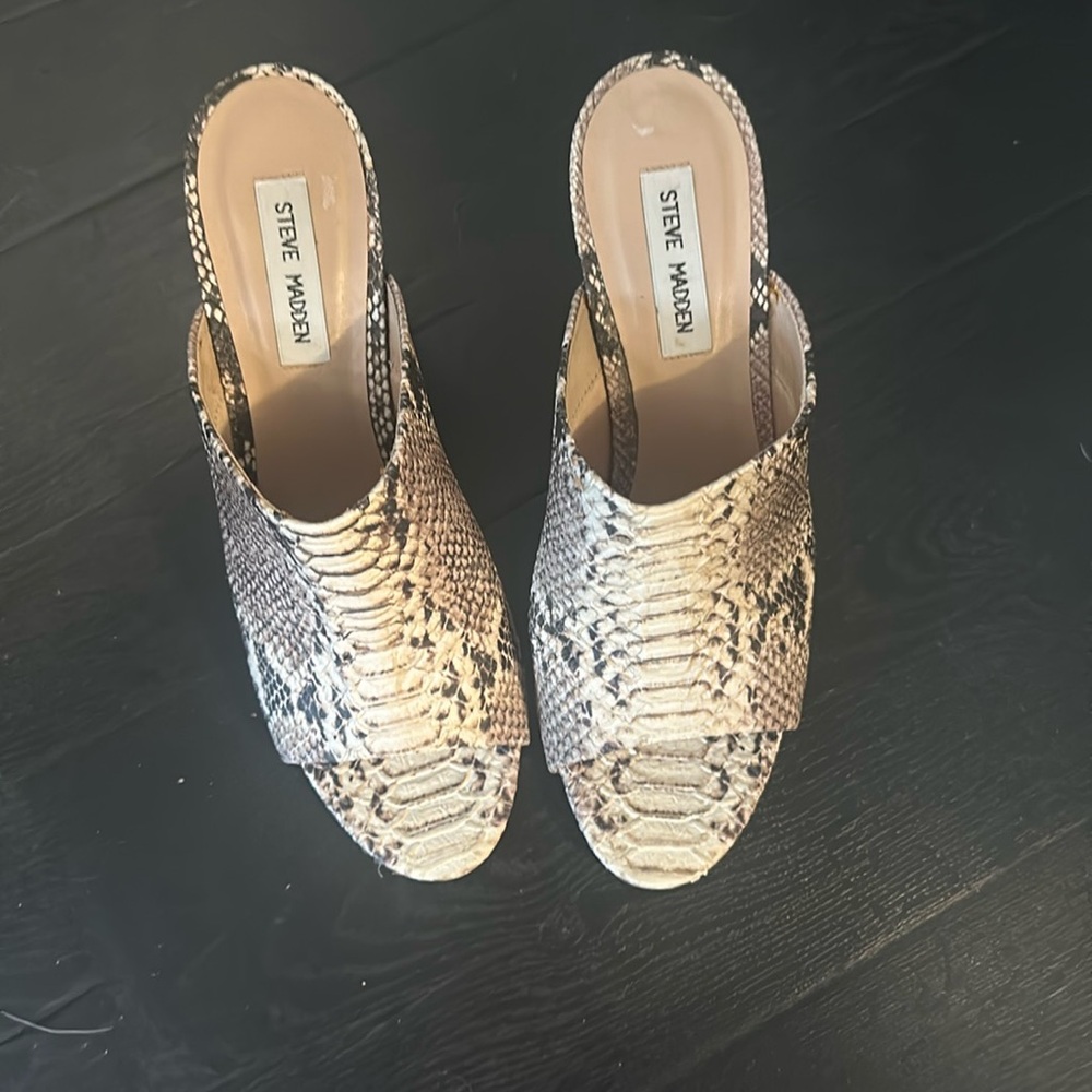 Steve Madden mules